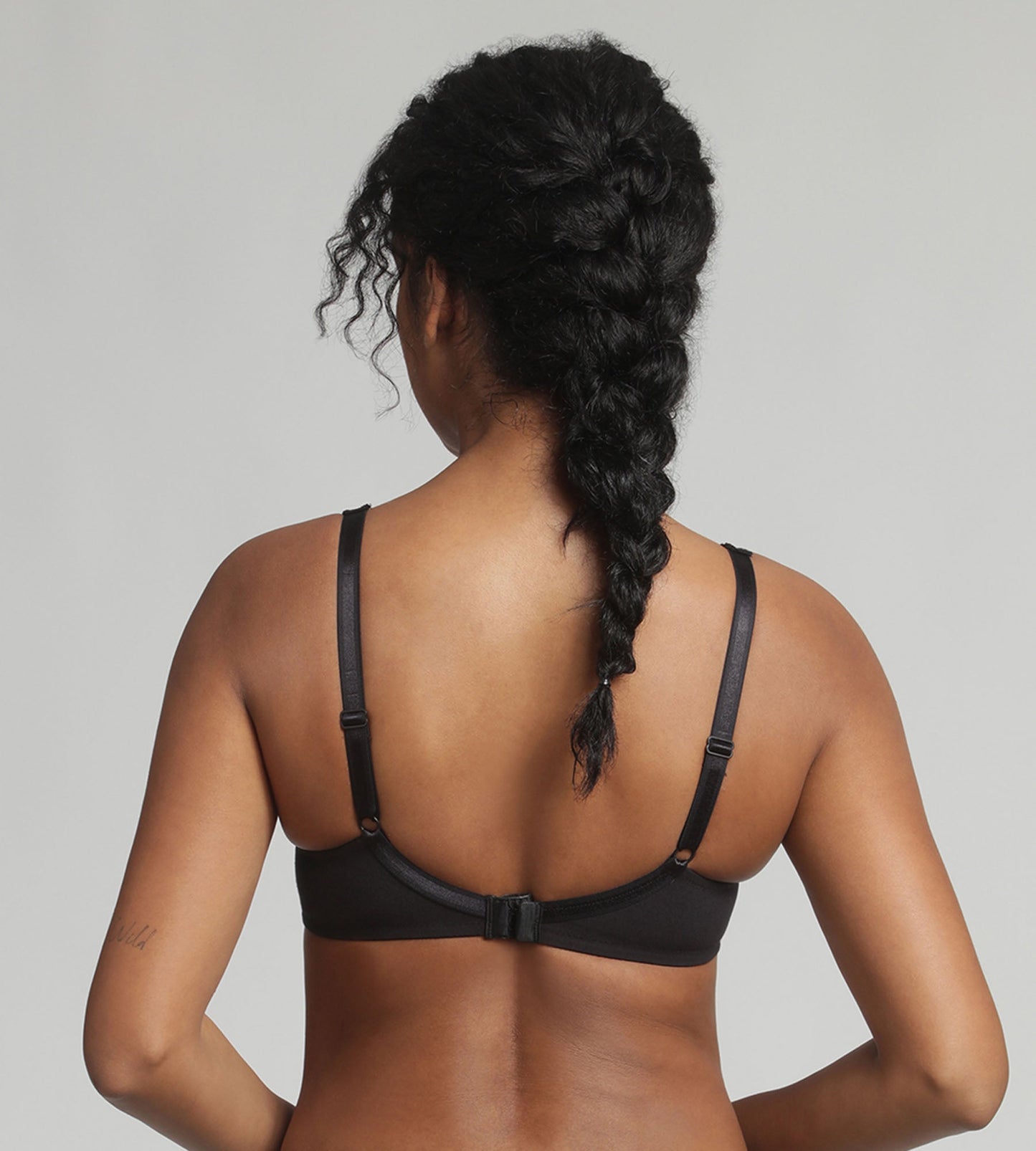 Reggiseno Senza Ferretto Playtex Cotton Support 6695 – Filo di Scozia Criss Cross | Bianco e Nero
